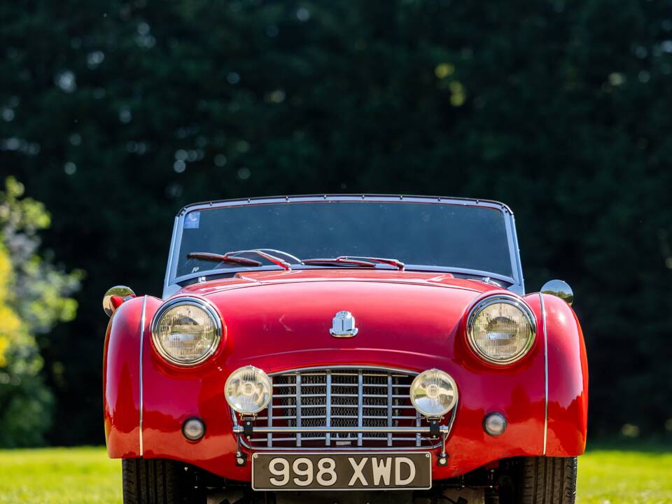 Image 7/50 of Triumph TR 3 (1956)