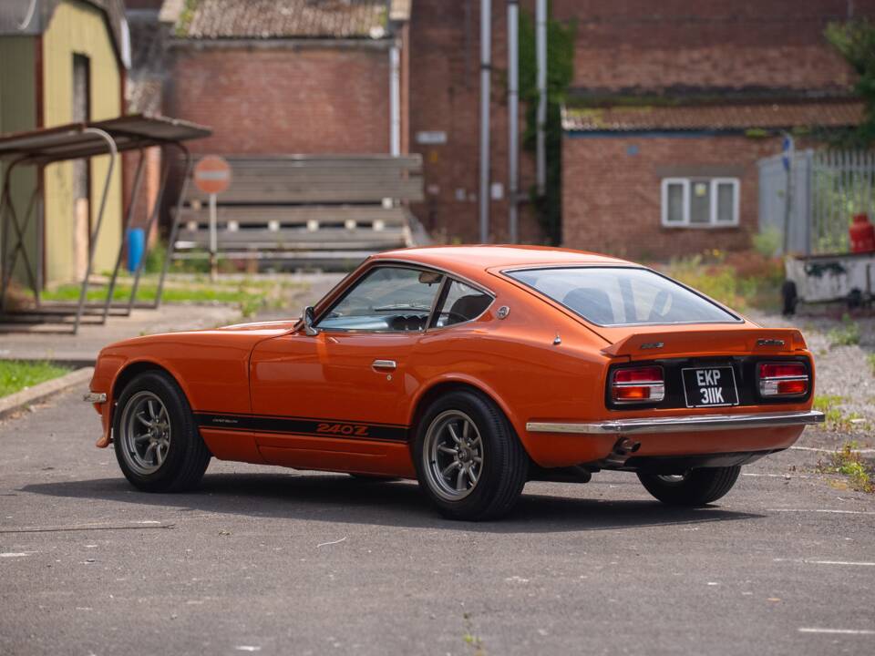 Image 40/50 of Datsun 240 Z (1972)