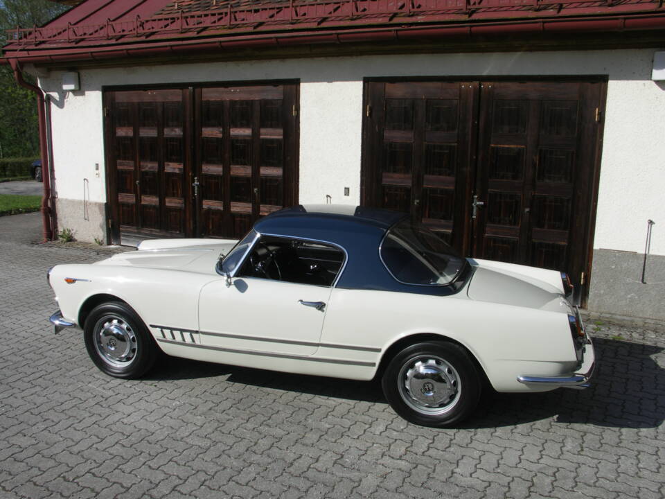 Image 7/40 of Alfa Romeo 2000 Spider (1959)