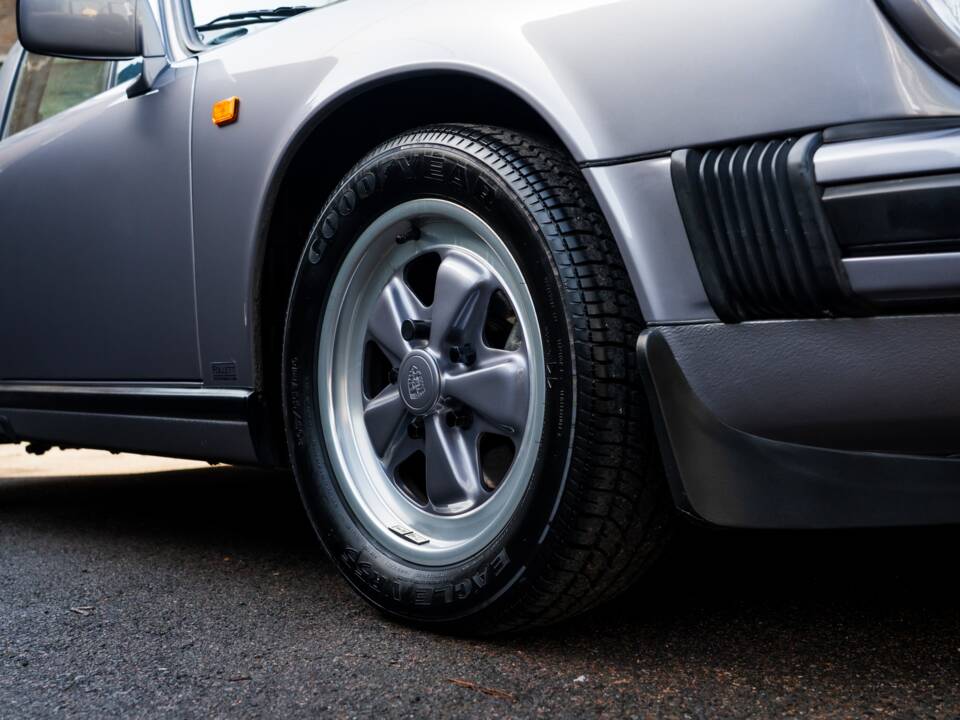 Bild 50/58 von Porsche 911 Carrera 3.2 (WTL) (1988)