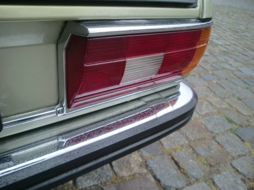 Image 6/18 de BMW 528i (1980)