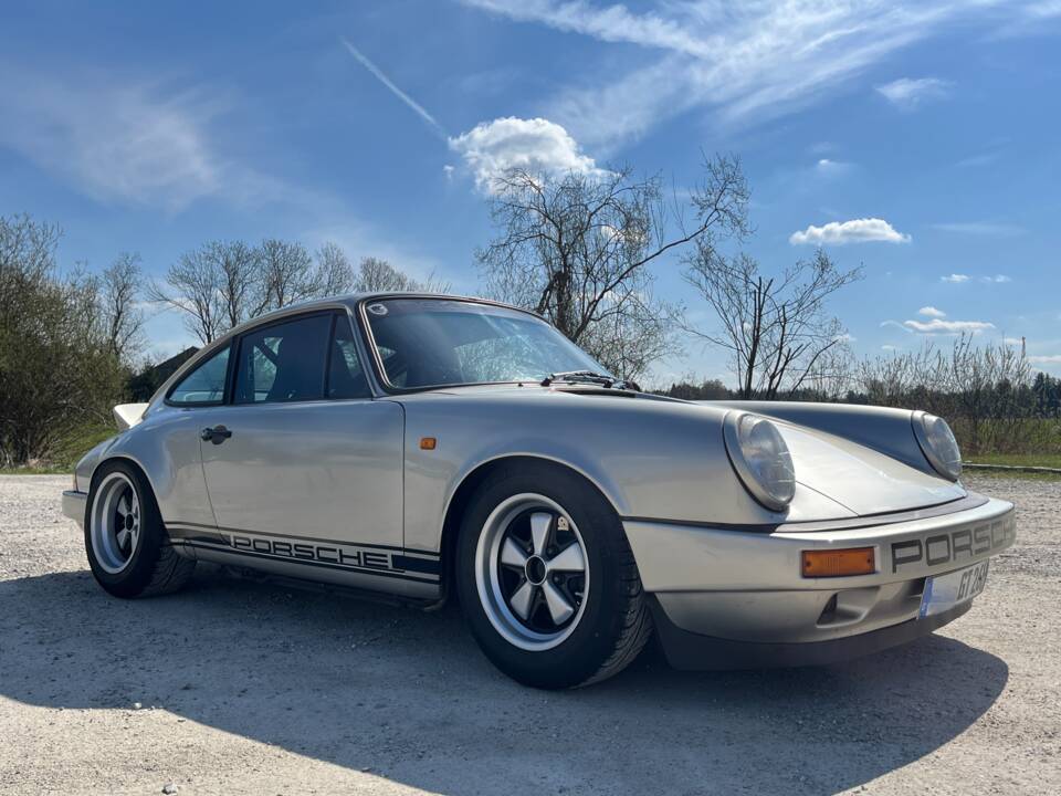 Image 3/62 of Porsche 911 Carrera 3.2 (1984)