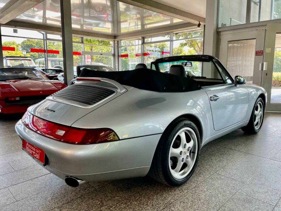 Image 8/19 of Porsche 911 Carrera (1995)