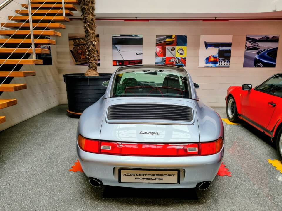 Immagine 3/34 di Porsche 911 Carrera (1996)