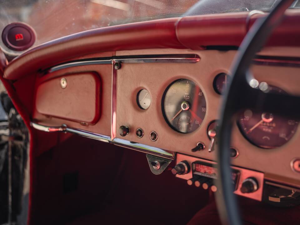 Image 20/21 of Jaguar XK 150 SE FHC (1958)