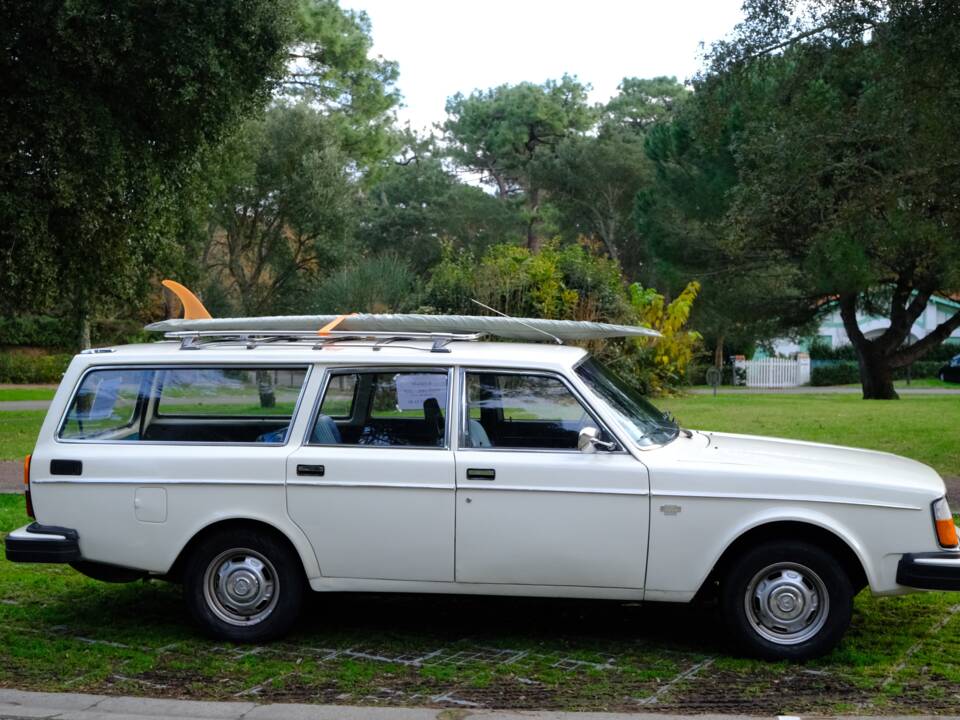 Bild 2/16 von Volvo 245 (1976)