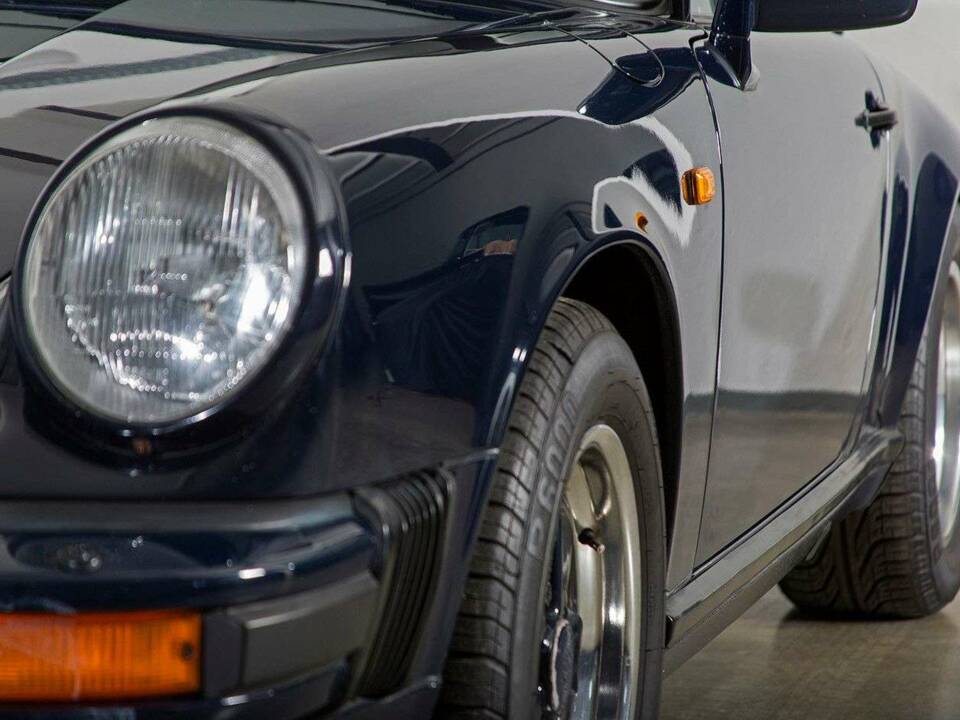 Bild 12/36 von Porsche 911 Carrera 3.2 (1987)