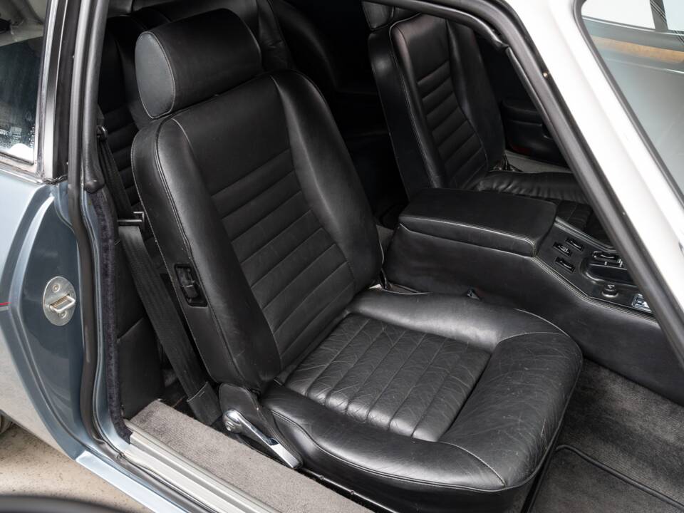 Image 22/26 of Jaguar XJ-S V12 Lynx Eventer (1985)