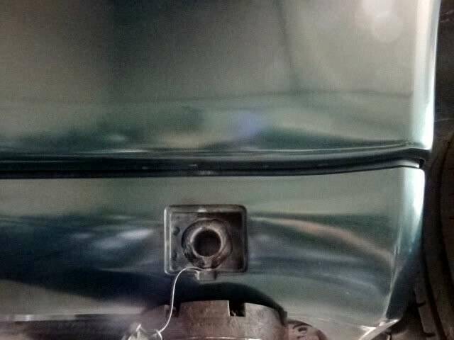 Bild 25/26 von Mercedes-Benz E 220 (1996)