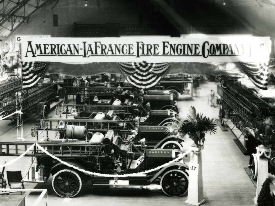 Image 7/29 of American LaFrance Type 40 Speedster (1916)