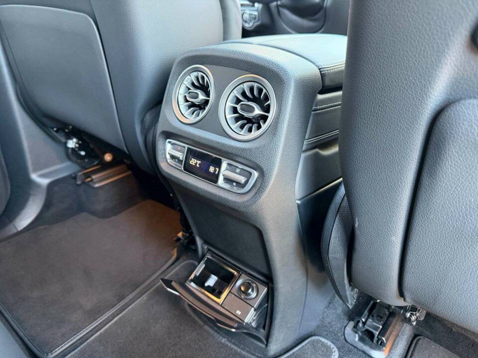 Image 25/28 de Mercedes-Benz G 500 (LWB) (2019)