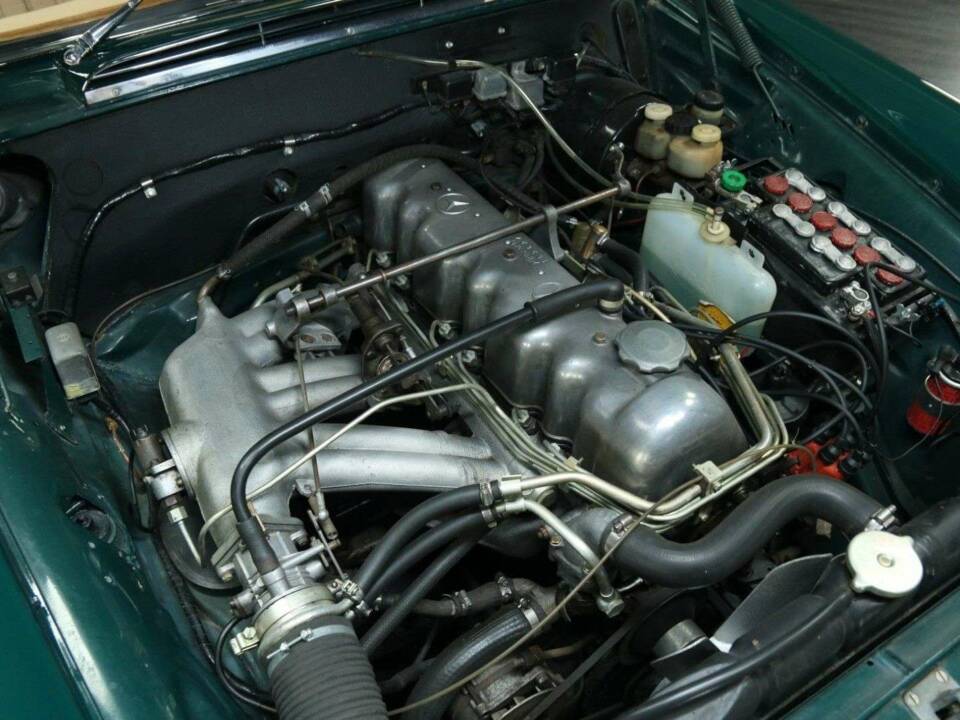 Immagine 45/50 di Mercedes-Benz 250 SE (1966)