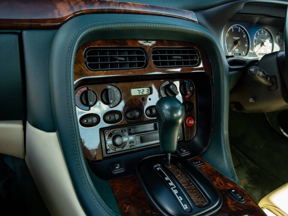 Bild 25/43 von Aston Martin DB 7 (1998)