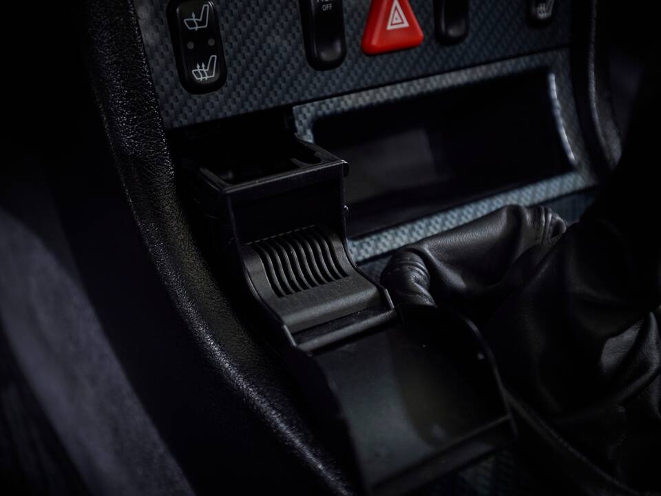 Image 38/100 de Mercedes-Benz SLK 230 Kompressor (1999)