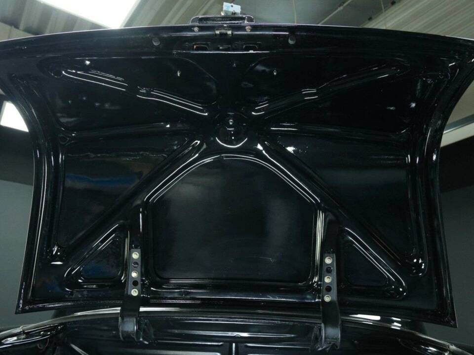 Bild 37/49 von Mercedes-Benz 180 D (1956)