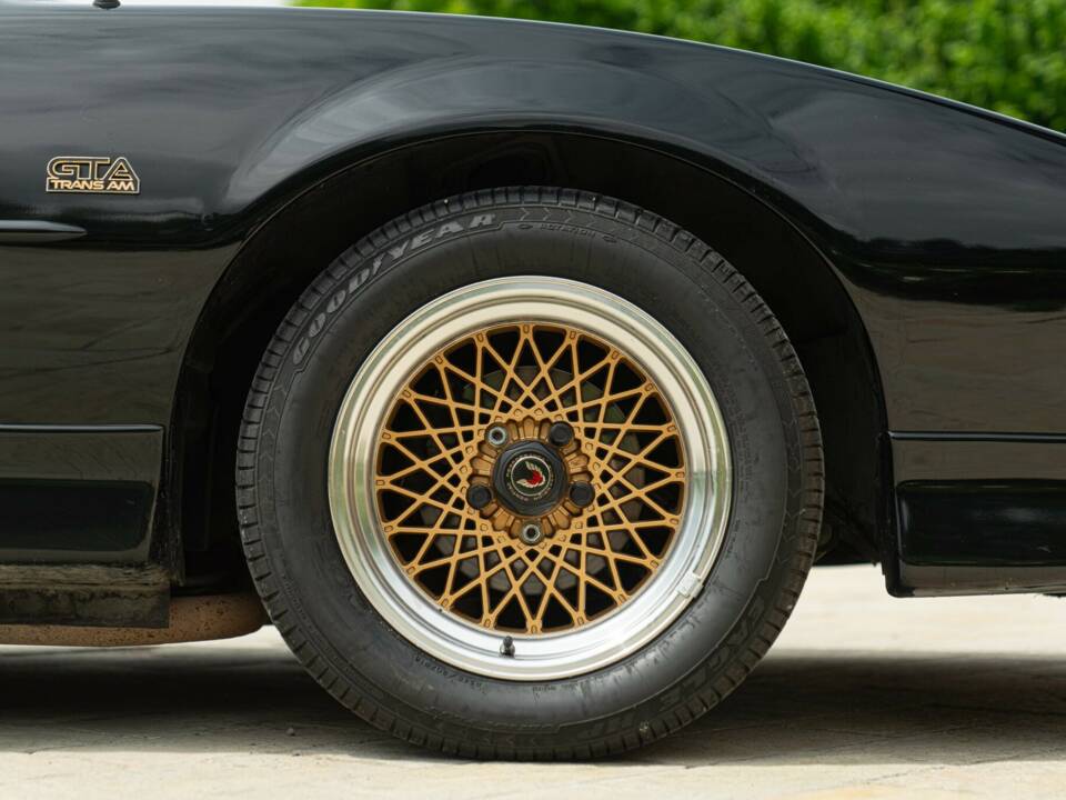 Imagen 30/50 de Pontiac Firebird TransAm (1989)