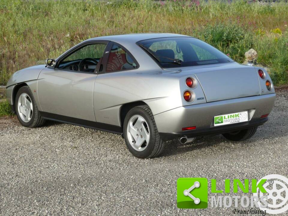 Image 7/10 of FIAT Coupé 2.0 20V (1997)