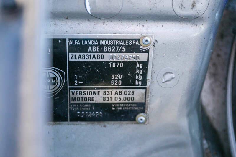 Afbeelding 24/50 van Lancia Delta HF Integrale Evoluzione I "Martini 5" (1989)