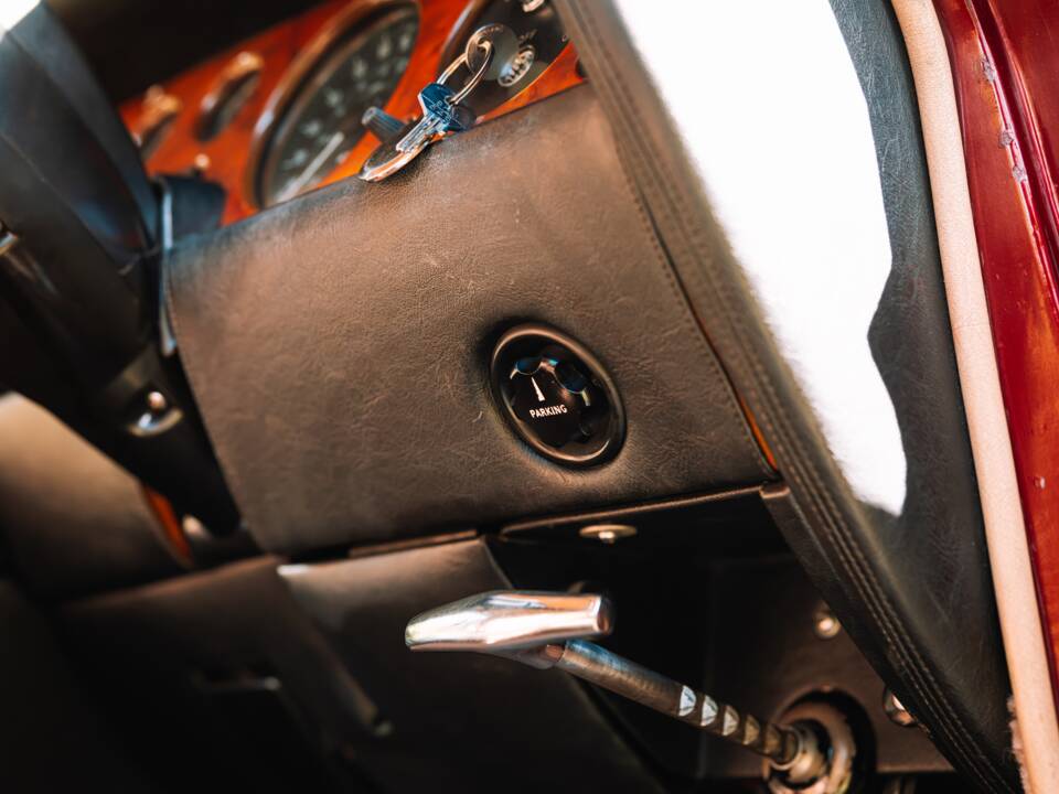 Immagine 41/50 di Rolls-Royce Silver Shadow I (1970)