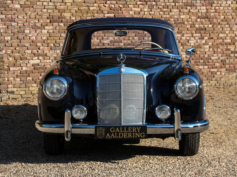 Imagen 11/50 de Mercedes-Benz 220 S Cabriolet (1956)