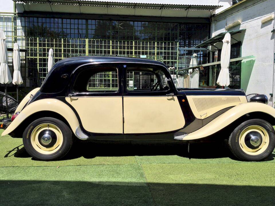 Imagen 11/65 de Citroën Traction Avant 11 BL (1955)