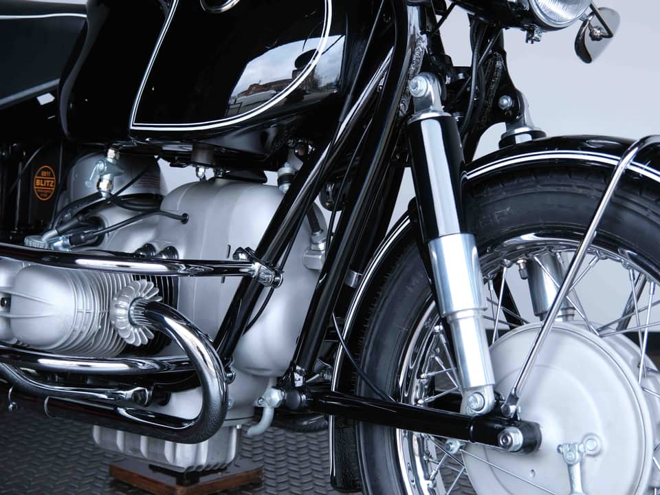 Image 63/98 of BMW R 69 S (1964)