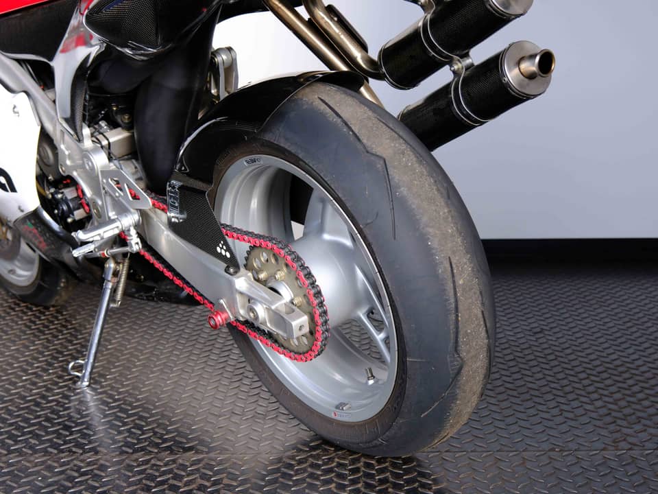 Image 61/94 of Bimota 500 V-Due (2003)