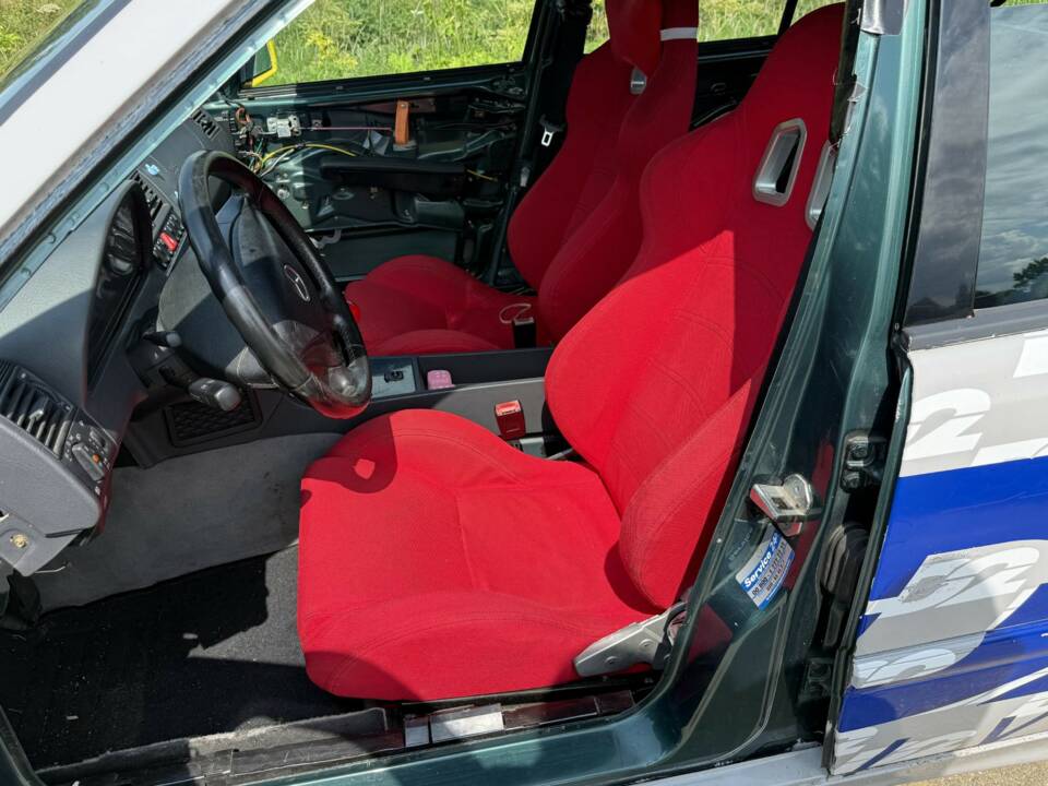 Afbeelding 6/8 van Mercedes-Benz C 240 T (1999)