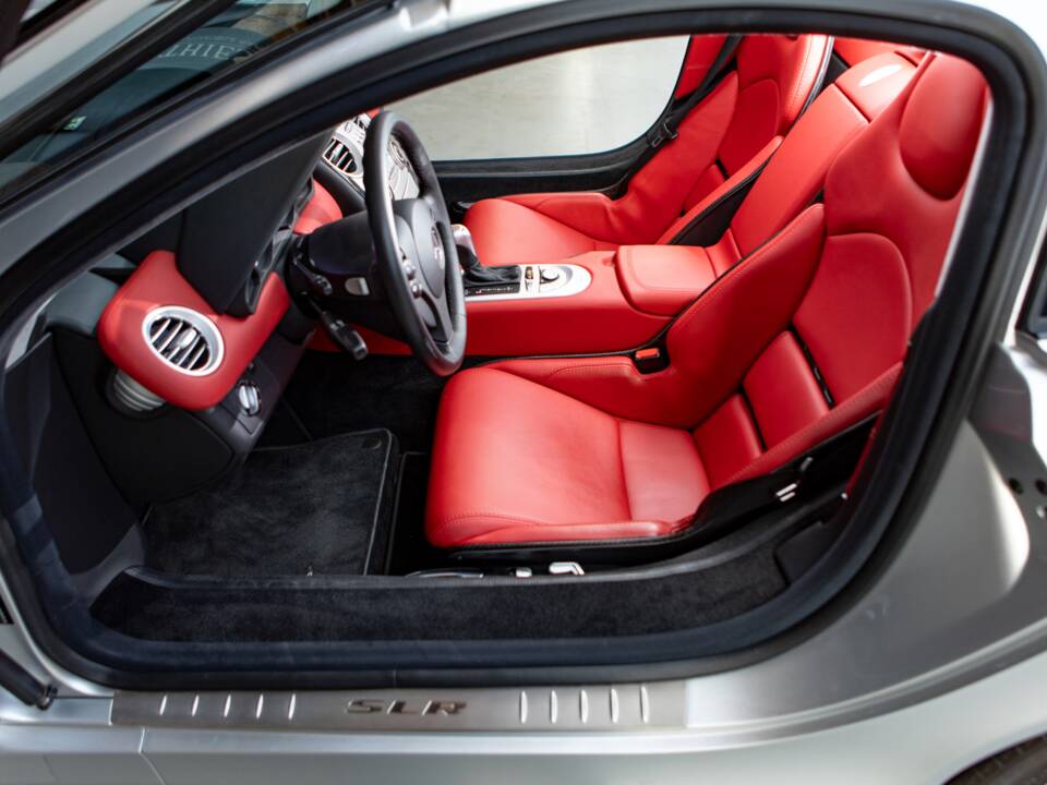 Bild 19/29 von Mercedes-Benz SLR McLaren (2004)