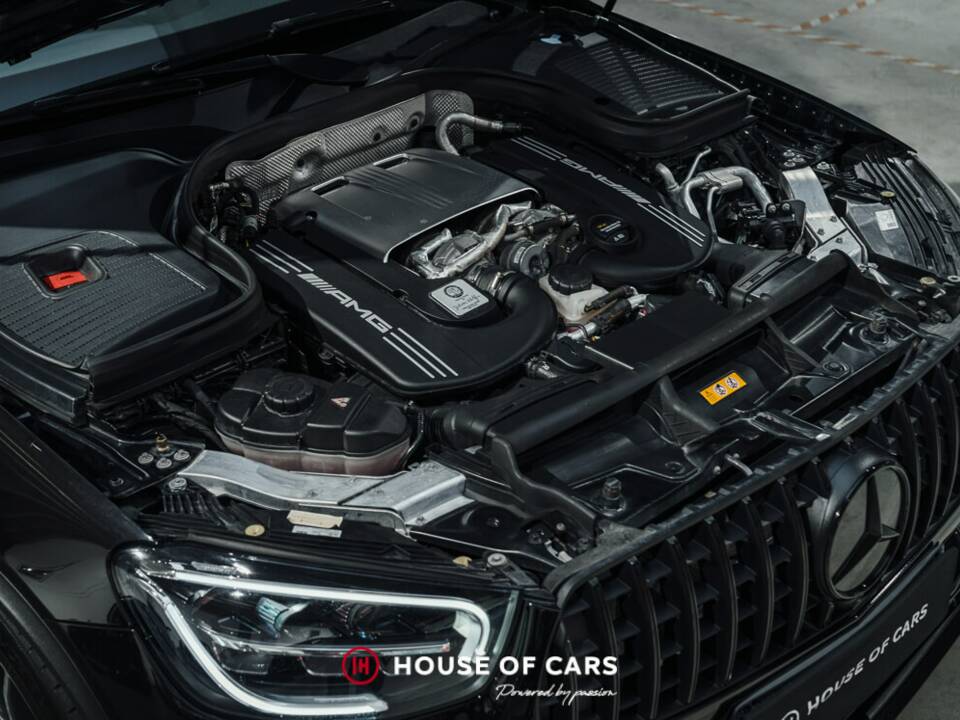 Image 12/23 of Mercedes-Benz GLC 63 S AMG 4MATIC+ (2020)