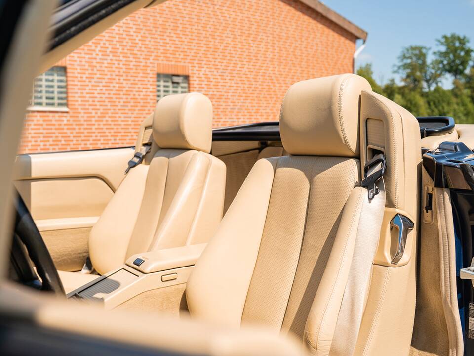Image 20/44 de Mercedes-Benz 500 SL (1990)