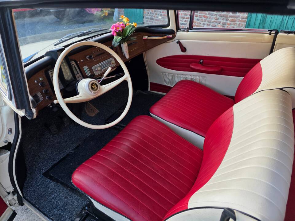 Afbeelding 54/70 van DKW Auto Union 1000 S de Luxe (1962)