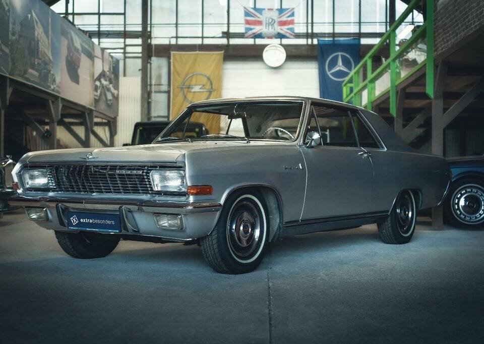 Image 1/15 of Opel Diplomat V8 5,4 (1965)