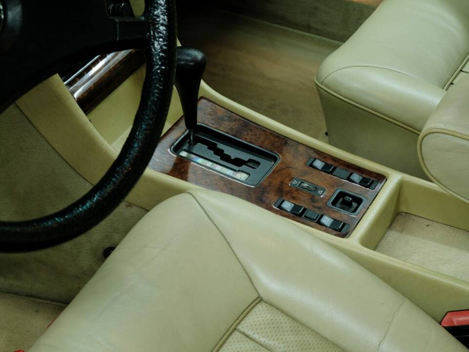 Bild 38/50 von Mercedes-Benz 500 SEL (1983)
