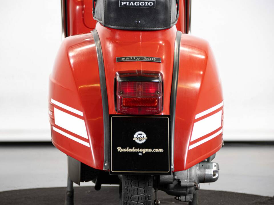 Image 19/50 of Piaggio Vespa 200 Rally (1976)