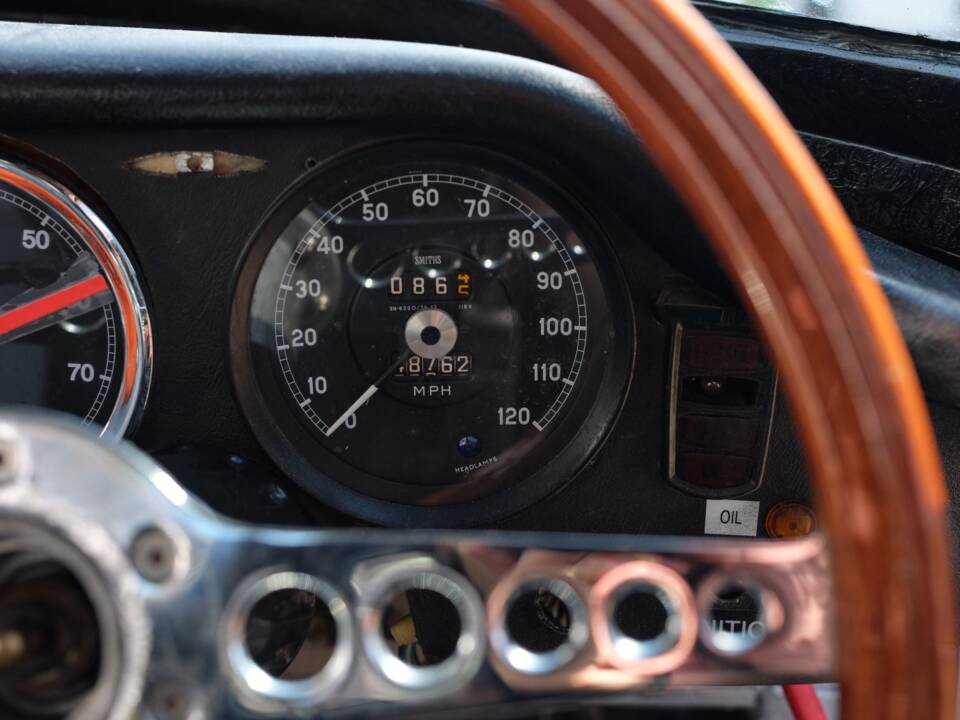 Image 46/50 de Jaguar Type E 3.8 (1970)