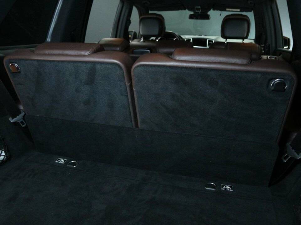 Bild 41/50 von Mercedes-Benz GL 350 BlueTEC 4MATIC (2016)