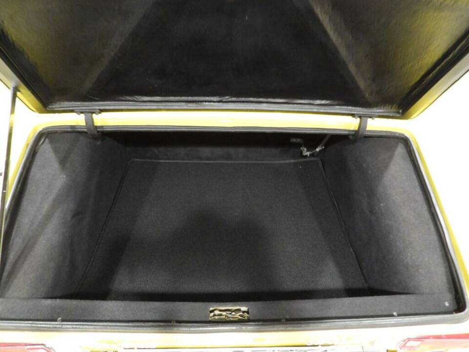 Image 11/15 of Maserati Ghibli Spyder (1969)