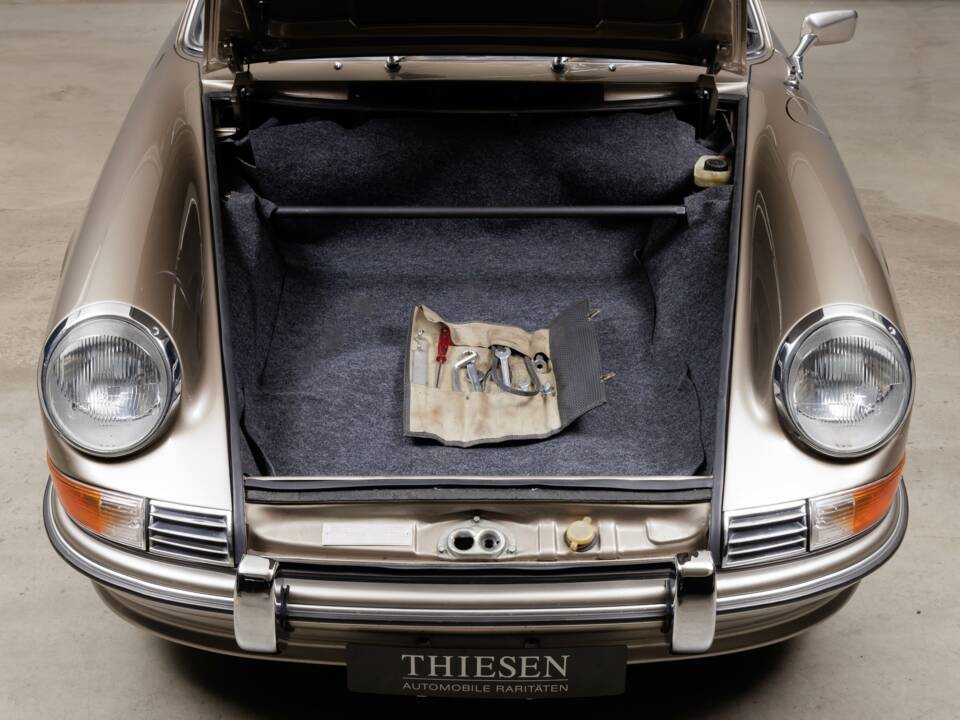 Immagine 13/16 di Porsche 911 2.4 T "Oilflap" (1972)