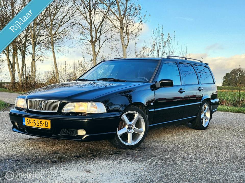 Image 2/35 de Volvo V70 R (1998)