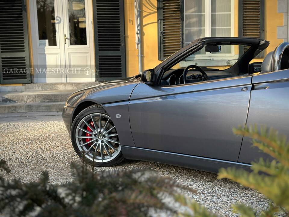 Bild 21/98 von Alfa Romeo Spider 2.0 Twin Spark (1999)