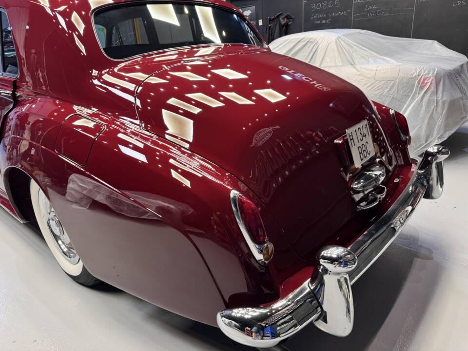 Image 35/81 of Bentley S 1 (1959)