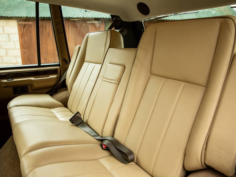 Bild 19/50 von Land Rover Range Rover Classic Vogue SE (1993)