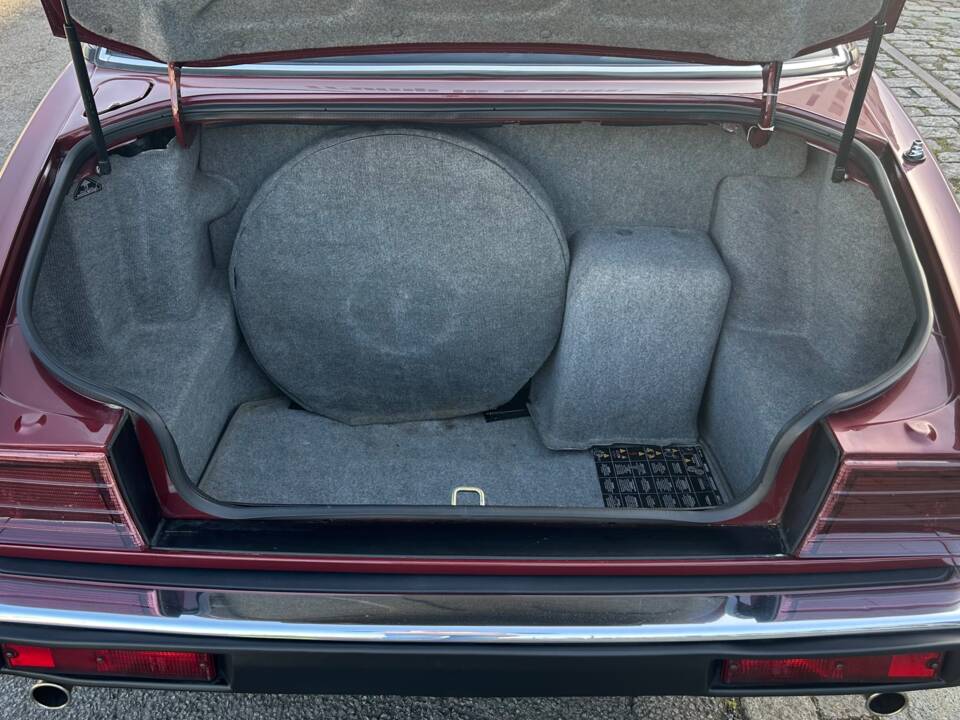 Bild 12/29 von Jaguar XJ 40 3.2 (1994)