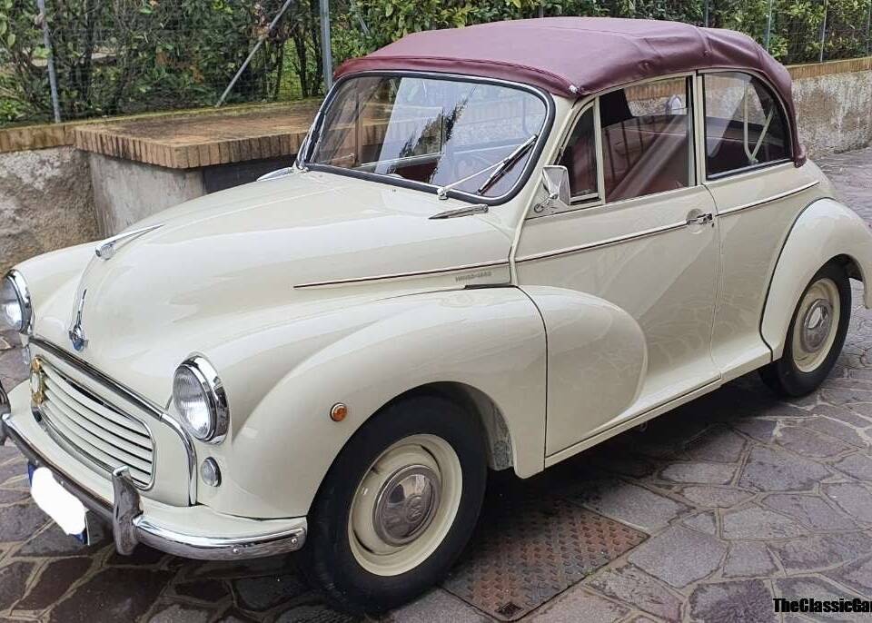 Image 48/66 of Morris Minor 1000 Tourer (1961)