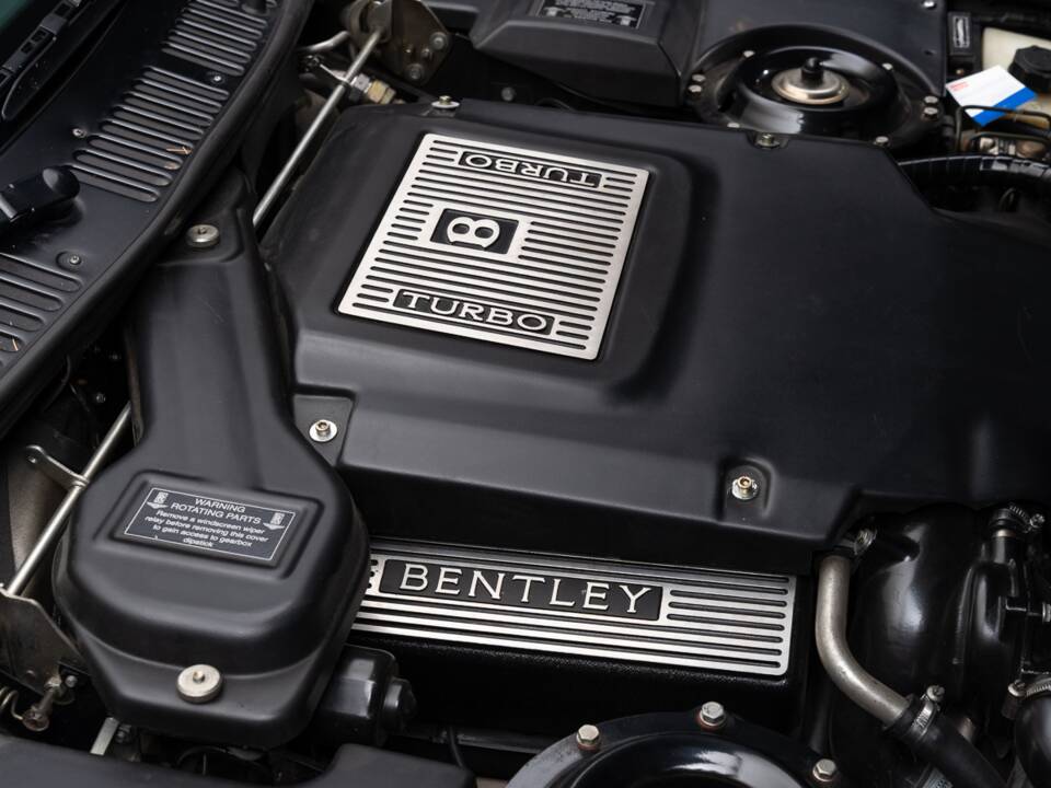 Image 42/43 of Bentley Continental T (1997)