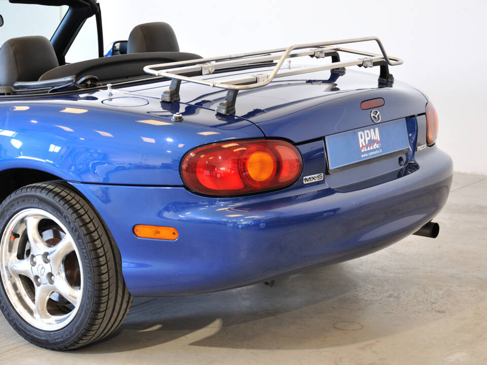 Image 23/47 of Mazda MX-5 1.8 (1999)
