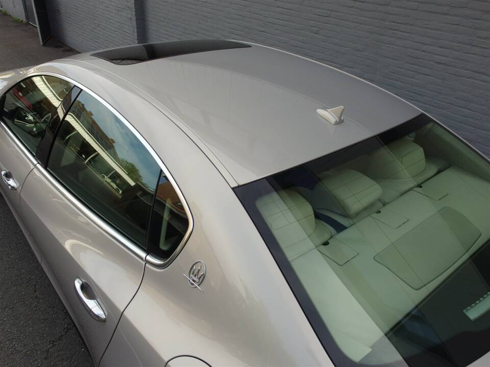 Image 45/98 of Maserati Quattroporte GTS (2015)