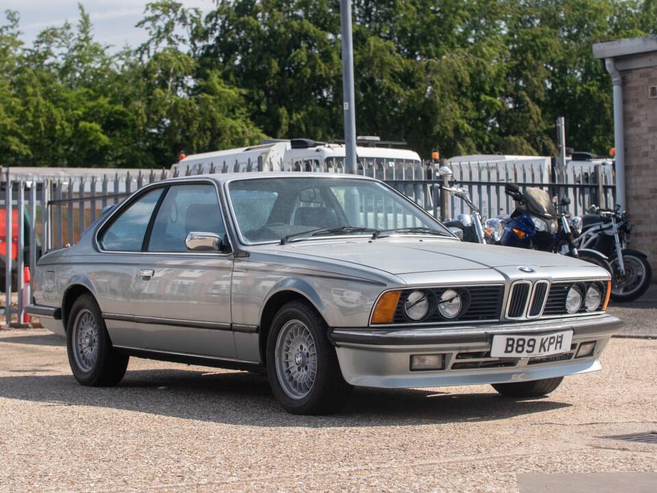 Bild 27/50 von BMW 635 CSi (1984)