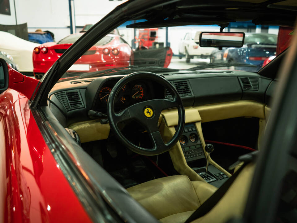 Image 11/33 of Ferrari 348 TS (1990)